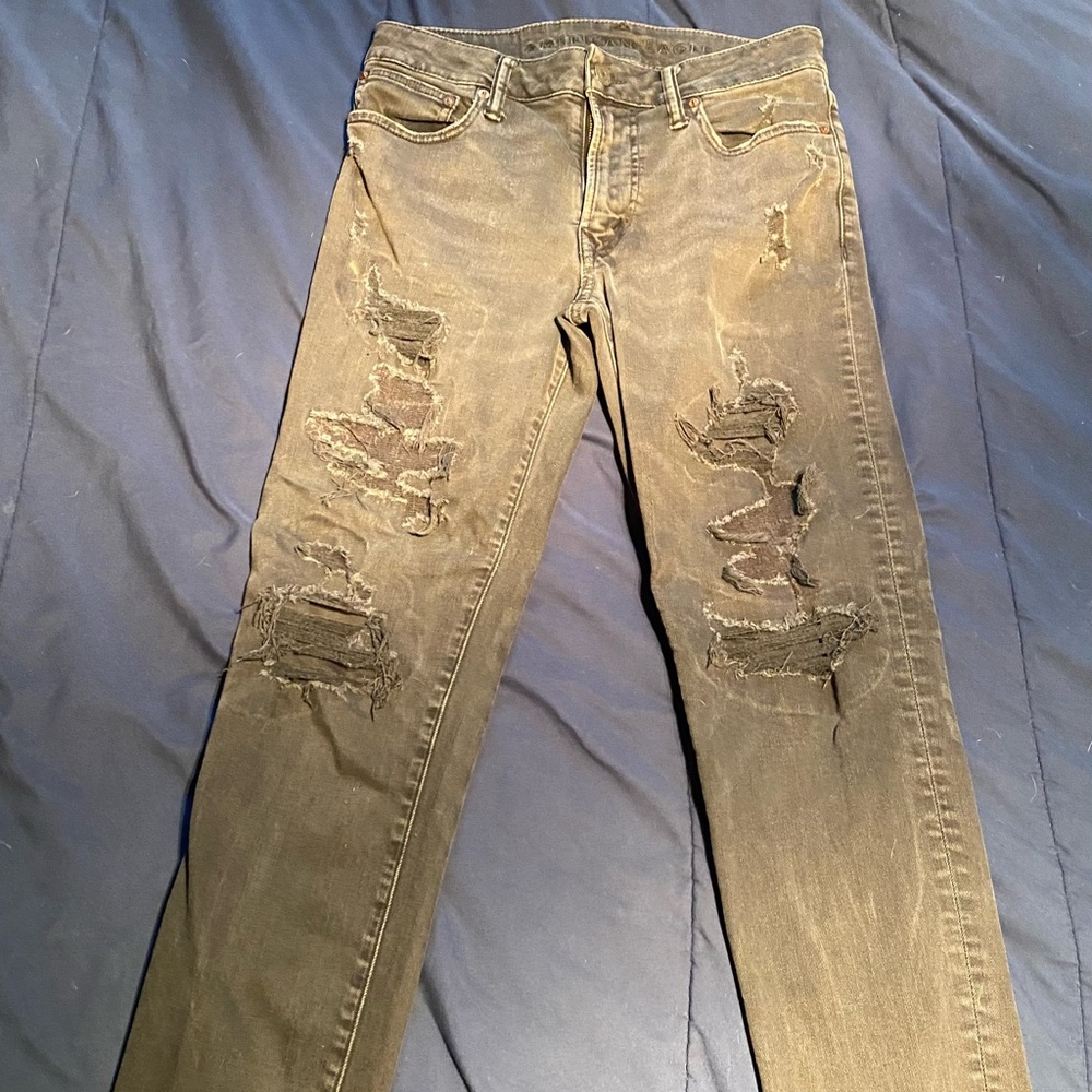 Mens American eagle distressed jeans